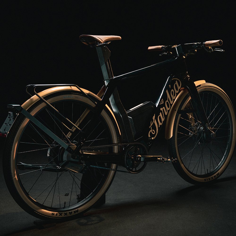 O icônico fabricante de motocicletas belgas Saroléa lança premium e-bike le60 | thepack.news | O pacote