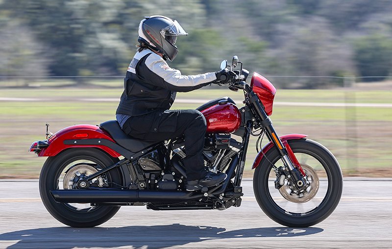 2025 Harley-Davidson Cruisers: 6 softlails com personalidade