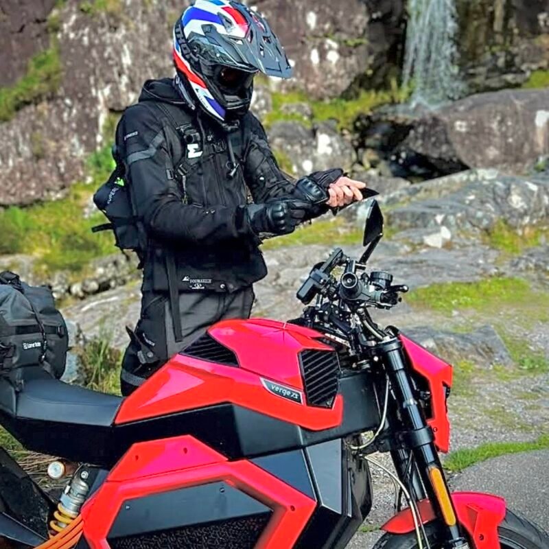 Marc Travels Rides the Verge TS pela Europa - thepack.news